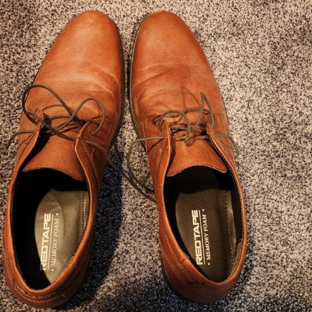 Red Tape Brown Size 12 Oxfords